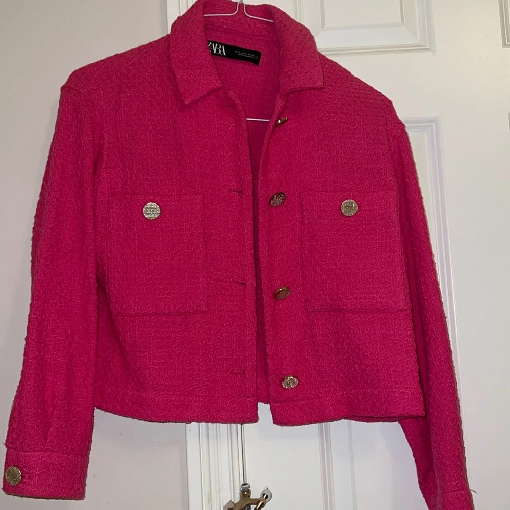 ZARA Cropped Tweed Jacket Textured Knit Boxy Pocket Overshirt, S, Hot Pink